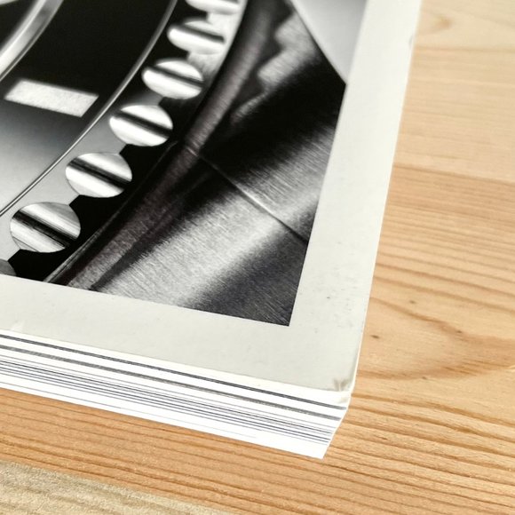 SOLD Rolex Magazine Issue 6 - Rare Submariner Edition - Picture 12 of 14